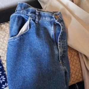 Women jeans
